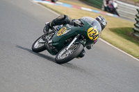 enduro-digital-images;event-digital-images;eventdigitalimages;mallory-park;mallory-park-photographs;mallory-park-trackday;mallory-park-trackday-photographs;no-limits-trackdays;peter-wileman-photography;racing-digital-images;trackday-digital-images;trackday-photos